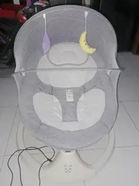 Ayunan Bayi Otomatis merk Mmflight