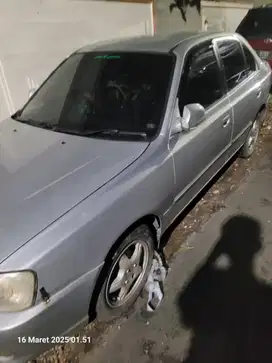 Hyundai Accent Verna 2002 Bensin