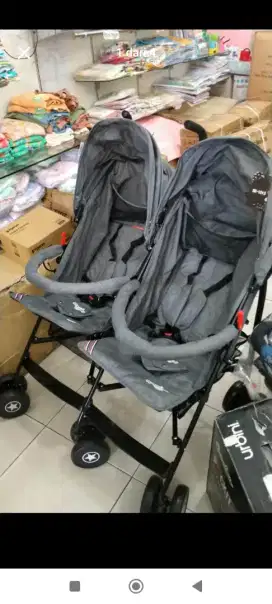 Stroler anak kembar