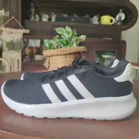 Sepatu Adidas lite racer 3