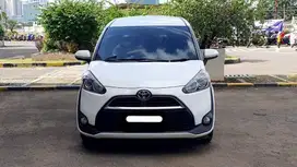 toyota sienta v matic 2017 putih cash kredit proses bisa dibantu