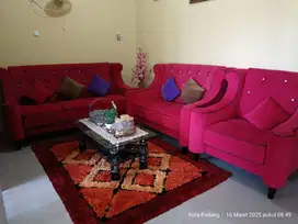 1 set kursi tamu masih lengkap + bantal,