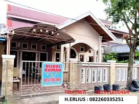 Jual Murah Rumah 2 Lt Dekat UIR