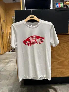 Kaos vans ori sise M panjang 70 LD 100