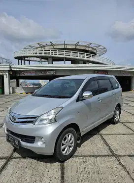 Toyota Avanza G Manual Airbag 2015 TDP Murah