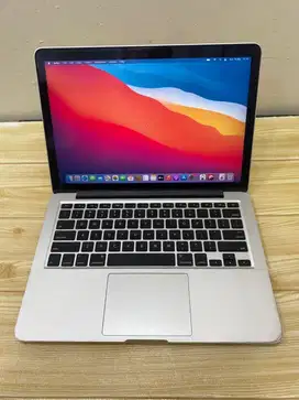 Second Macbook Pro 13 inch 2015 8/128GB
