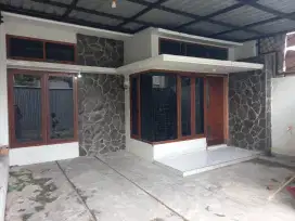 Di Kontrakkan Rumah di mlati norowito kudus