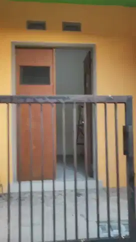 Rumah 2 Lantai Sekarpuro Pakis Malang
