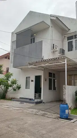Dijual Rumah Nyaman Full Furnish di Kopo Permai Bandung