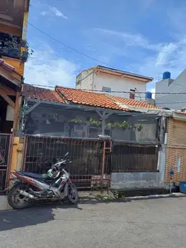Rumah hitung tanah saja SHM dalam komplek dekat Graha Bintaro LH 039