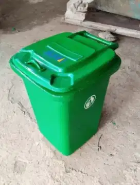 Tempat sampah fiberglass 50 liter