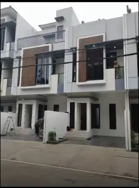 Rumah 2 lantai dekat RS Islam di cempaka putih 4