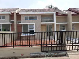 Dijual Rumah Murah Dengan Tanah Luas di Perumahan Sawangan Permai.