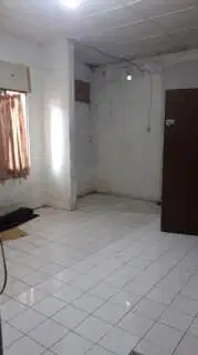 Rumah Lama Masih Bagus Hitung Tanah Saja Lokasi Manyar Jaya