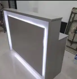 Meja kasir buat usaha