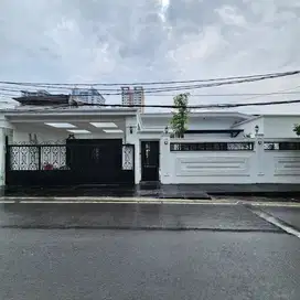 Rumah baru strategis design istimewa siap huni siap nego