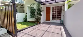 Rumah bagus siap huni dekat sekolah & pasmod