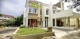 Dijual Rumah Town House Depan Mall Bassura Dekat Akses Tol Bypass
