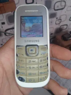 Dijual Samsung 1 Sim + Carger Masih Bagus