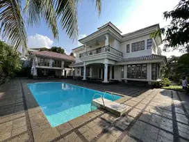 Dijual Rumah di Taman Kedoya Baru - Jakarta Barat