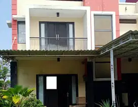 Rumah Minimalis 5 Menit ke Trans Studio Mall Cibubur Siap KPR J-20395