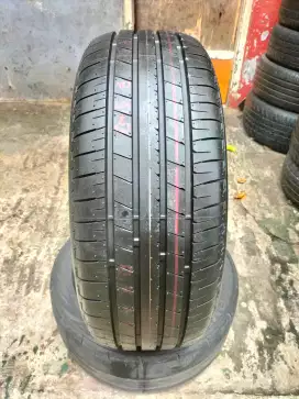 BAN BARU 225/45 R19 BRIDGESTONE TURANZA T005A