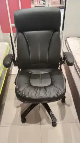 Cleo Kursi Kantor