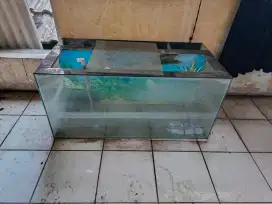 2 AKURIUM BEKAS 1M+60CM 150K