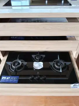 Kompor gas tanam Electrolux