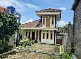 Dijual Rumah dan Kontrakan Tengah Kota Asri Strategis