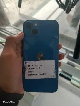 iPhone 13 internal 128 warna biru