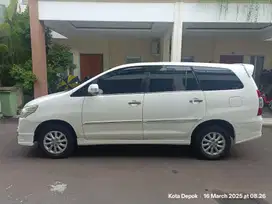 Toyota Kijang Innova 2013 Bensin Take Over