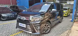 [OLXMOBBI] DP Rendah Toyota Voxy 2.0 Bensin-AT 2017