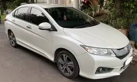 Honda City Warna Putih Dijual Murah