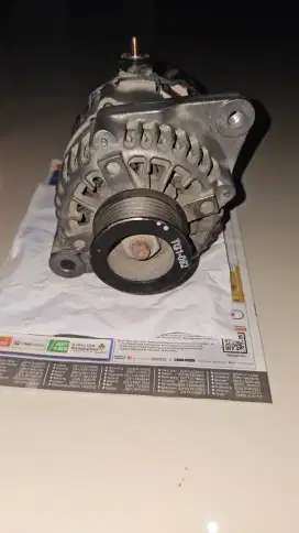 Alternator Ori bawaan Toyota Rush merk DENSO