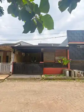 Dijual Rumah diPerum. Vila Jaka setia Bekasi Selatan