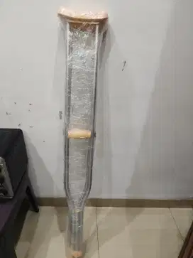 Tongkat ketiak alat bantu jalan merk GEA