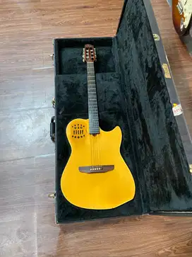 Godin Multiac SA Steel Nat handcrafted in Canada