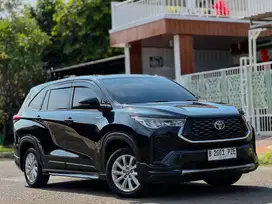Innova Zenix Hybrid 2022. Mobil Keluarga Nyaman dan Irit