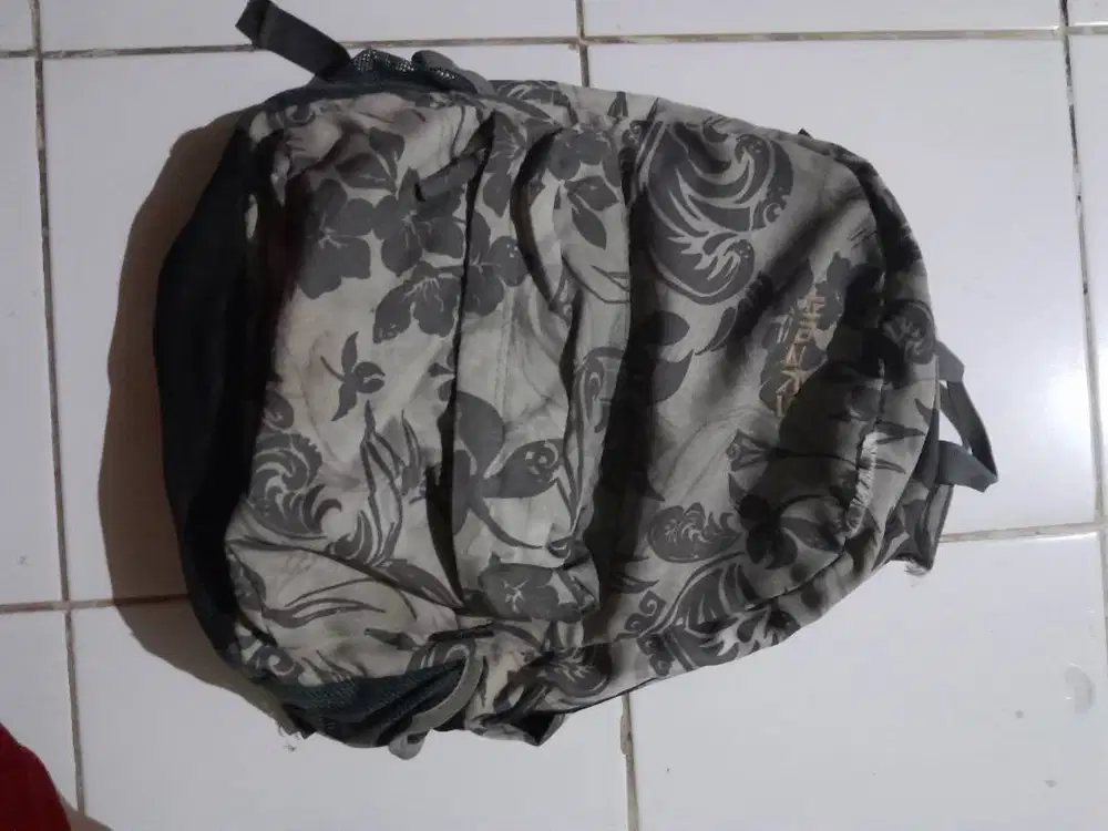 Tas ajib banget