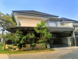 Rumah 2 lantai dibangun thn 2021