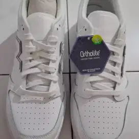 Sepatu New Balance 480 Sneakers White Size 43 Brand new Original baru