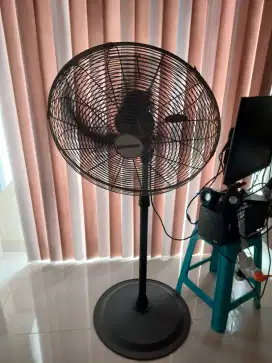 Kipas Angin ukuran kipas besi diameter 60 cm. Murah