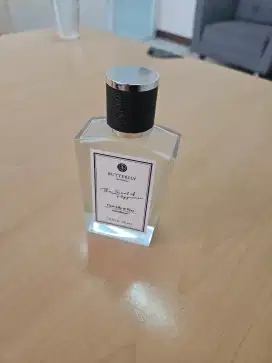 Botol bekas minyak wangi
