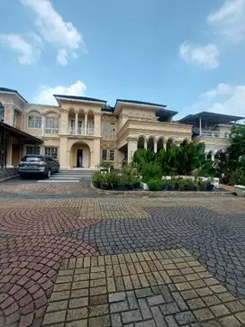 DIJUAL RUMAH   DI THE GREEN BSD CITY