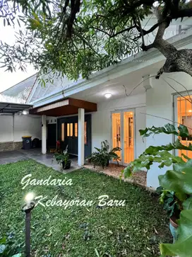 Rumah Bagus Ada Pool Area Gandaria, Kebayoran Baru, Jakarta Seltn
