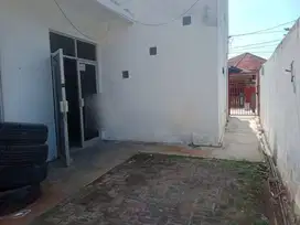 RUMAH DI SEWA KAN BISA UNTUK KANTOR DI PUSPANJOLO SEMARANG