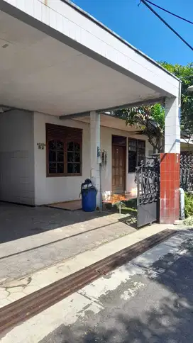 Rumah Terawat Asri Lux Siap Huni di Dago Atas Bandung