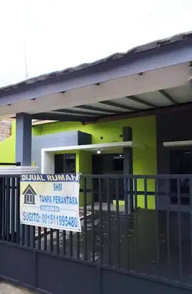 Dijual/Dikontrakan Rumah Dukuh Zamrud Blok E3 Nomor 5, Kota Bekasi