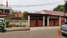 DIJUAL RUMAH JALAN WIJAYA VII MELAWAI KEBAYORAN BARU JAKARTA SELATAN